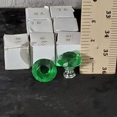 Lot of 9 Green Crystal Glass Cabinet Knobs Drawer Pulls Replacement Parts Unused