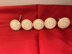 SET OF 5 KITCHEN DRESSER FURNITURE KNOBS WHITE Porcelain