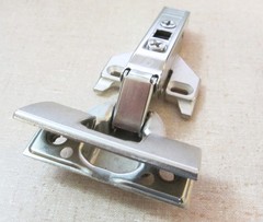 Blum Cabinet Hinge 70T559-01.01 w/ Clip-On Mounting Base Plate 175L660-01.22