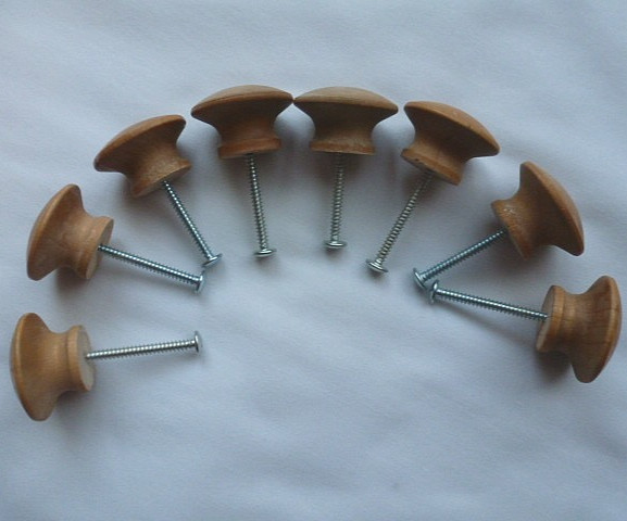 8 Wood Drawer Knob 1-1/2″ Cabinet Pull w/Screws Bi-Fold Closet Door
