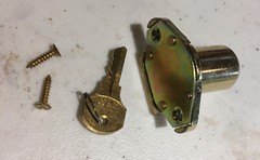 CCL SECURITY Drawer Lock 1 3/8” #02067 Overall Length 7/8” OD Gold