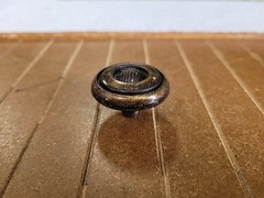 Vintage Cabinet Knobs In Antique Brass Finish 1.5 In Diameter