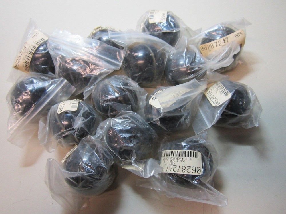 (15) 405Y Ball Knob 1-1/3″ M12 Moulded Thread 305 Black
