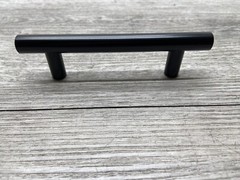 Jeffrey Alexander 146MB Key West Pull, Matte Black Cabinet Handles READ**