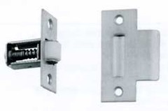 Ives RL36 Stainless Steel Roller Latch 1 1/8″ W x 2 3/4″ L Strike – Stainless