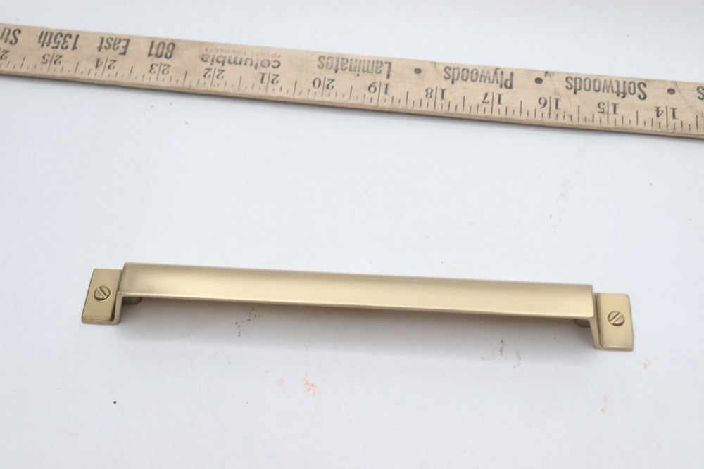 Top Knobs Barrington Collection Pull Honey Bronze 7″ TK775HB