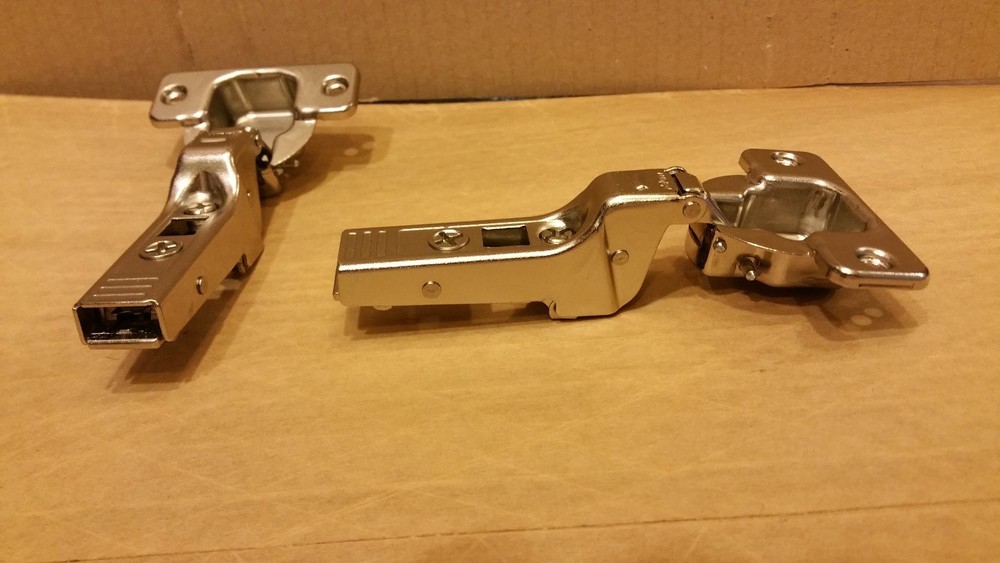 95 Degree Thick Door Cliptop Half Overlay Free Swinging Hinges 70T9650