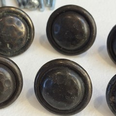 Lot of 8 Hickory Hardware 1-3/8 Inch Mushroom Cabinet Knobs *READ*
