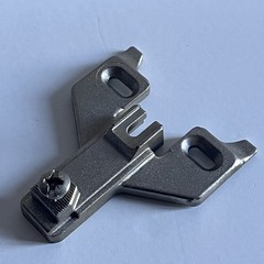 BLUM HINGE Plate 198.660-01.22 Twist On Plate Base Rare