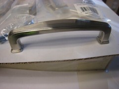 8 New Packaged Satin Nickel Door/Drawer Pulls Cabinet Furniture Hardware 1092SN