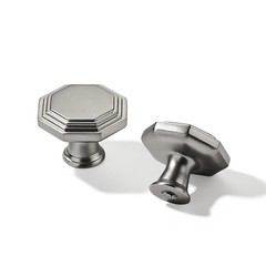 Pack 1-1/4 Inch Brushed Satin Nickel Diameter：1-1/4-knobs 2 Brushed Nickel