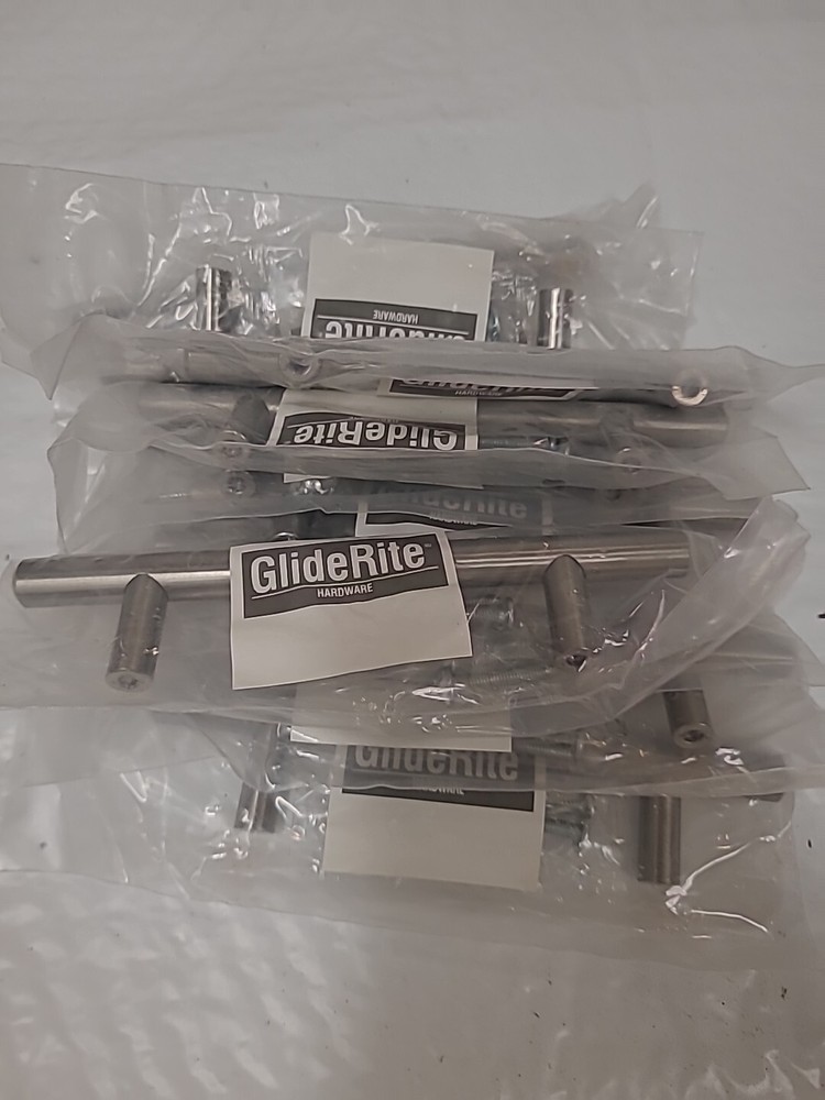 10 GlideRite – 3-3/4″ CC 6-1/8″ Solid Steel Bar Pull Stainless 5001-96-SS-1