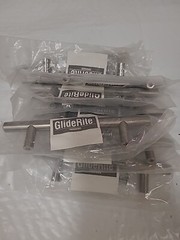 10 GlideRite – 3-3/4″ CC 6-1/8″ Solid Steel Bar Pull Stainless 5001-96-SS-1