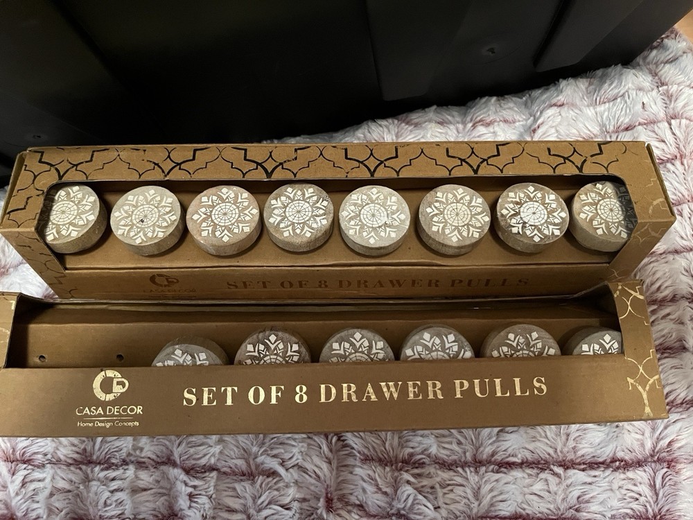 Casa Decor Bohemian Painted Wood Drawer Pulls Brown/White Floral set of 14 knobs
