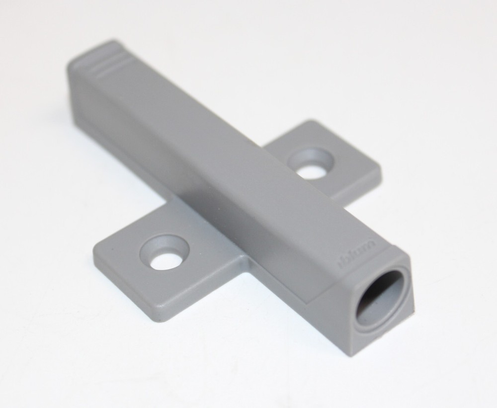 Lot 3 Blum 956A1501, Tip‐On, Wing Adapter Plate