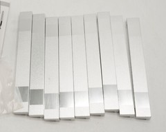 Lot of 9 Siro Designs Shiny Chrome Modern Blocky Cabinet or Drawer Knobs 6″ Long