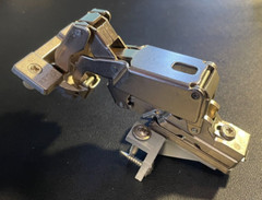 NEW Grass 3903, 2625110 Snap On hinge, Full Overlay w/ #048 Replica Base Plate
