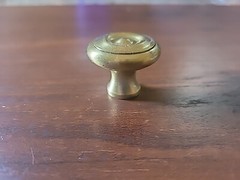 Baldwin 4655-060-BIN 1.25 in Colonial knob Satin Brass Finish For Cabinets