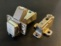 GRASS 1203 Hinge w/ #394 Baseplate | Slide-On | 170° Full Overlay | Self-Closing