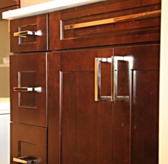 Square Bar Pull Stainless Steel Kitchen Cabinet Handle – Multi Size and Colors