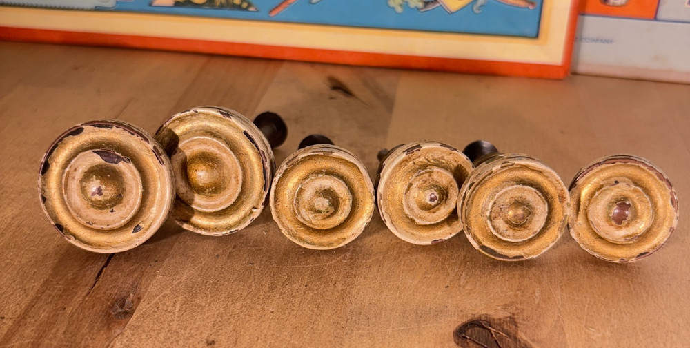 Vtg Set of 6 Painted Bronze Knob Pulls in 2 Sizes, 1.25″ and 1″ dia