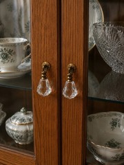 1 Antique Brass Clear Glass Teardrop Cabinet Drawer Pulls Diamond Cut Vintage