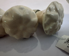 Lisbeth Dahl Cream w/Mauve Drawer Cabinet Ceramic Knobs, Set of 8 **READ**