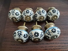 Cabinet or Drawer Knobs Lot of 7