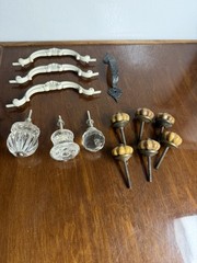 Cabinet/ Doors/ Drawers Handles And Knobs Lot Of 13