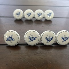1.25″ Diameter Delft Style English Cozy Knob Blue/White Porcelain Drawer Pulls-8