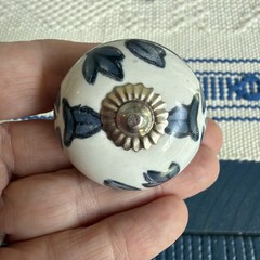 Set of 6 Ceramic Knobs; Cottage Core Blue And White