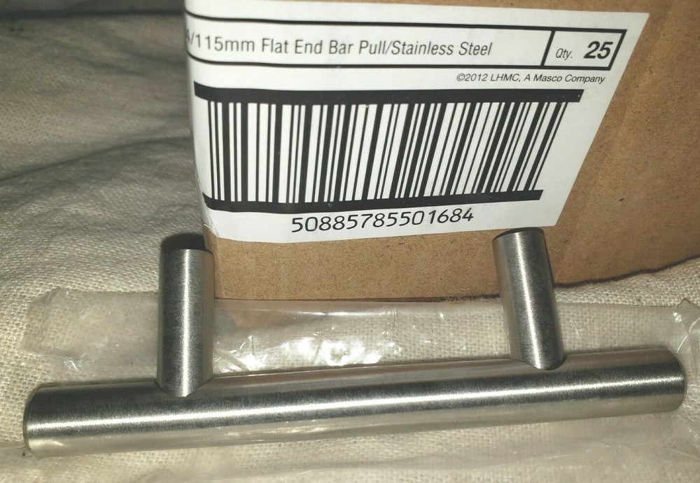 FLAT END BAR Silver 4 3/4″ Center Drawer Pulls 2 1/2″ Hole Spacing with screws