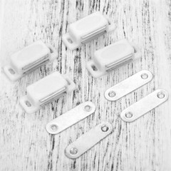 4pcs White Magnetic Door Catches Cupboard Wardrobe Cabinet Latch Catch Household