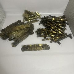 VTG 1971 Amerock Cabinet 35 Drawer Pulls & 22 Back Plates 176A 56 hinges
