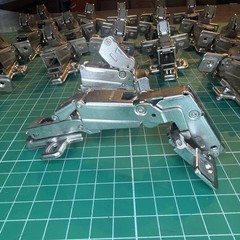 Lot of 19 Salice 2XF 165° Full Overlay Cabinet Hinges with plates