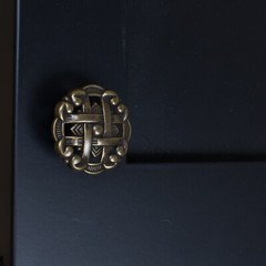 GlideRite 1-3/8 Inch Classic Celtic Cabinet Knob Antique Brass, 5745-AB-1