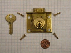 CORBIN #0666 DEADBOLT DRAWER LOCK, 7/8″ LENGTH, SATIN BRASS, KEYED DIFFERENTLY