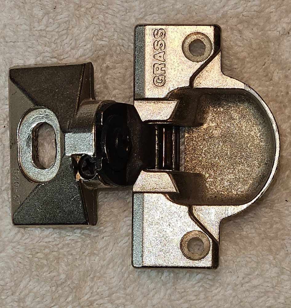 GRASS 830-37 Cabinet Hinge for 1″ overlay on face frame cabinets 830 Cup