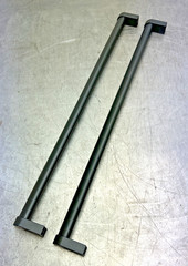 2 Pk 32-3/8″ Oval Pull Handle Powder-Coated 31.5″ Ctr-to-Ctr Black Threaded-Hole