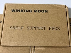 NEW BOX OF 20 – 1/4 Inch L-Shaped Metal Shelf Pegs Brackets Pins for Shelves