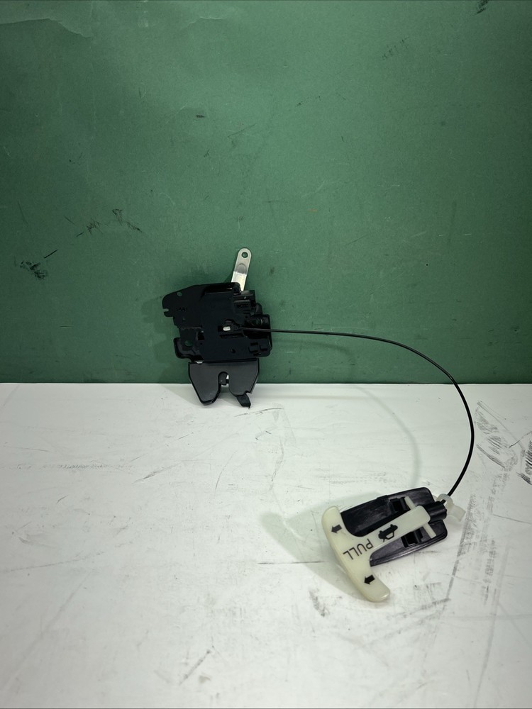 2020-2024 Nissan Versa Rear Power Trunk Latch OEM B2401