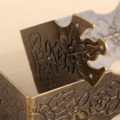 Retro Chest Wine Jewelry Box Edge Corner Protector Guard 69*69*29mm Household