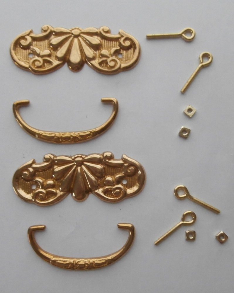 Lot of 2 Vintage Gold Tone Heavy Metal Drawer Cabinet Pulls Handles Nice Design