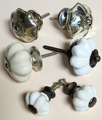Assorted Bag of Mismatched Cabinet Knobs 6 Pieces