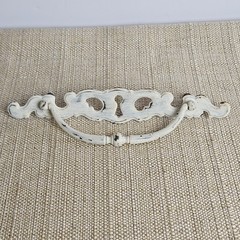 Vtg Distressed French Provincial Drawer Pulls White Shabby Chic 5 1/4″ C to C