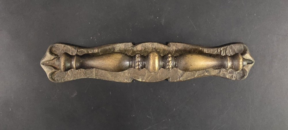 Mid Century Vintage Cabinet Handle Pull Antique Brass Allison Amerock BP176C