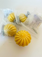 Brainerd Yellow Ceramic Swirl Drawer Cabinet Knobs Set Of 4 NEW 1 3/4 Inch