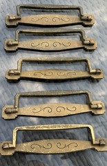 Vintage Oiled Brass Cabinet Door And Drawer Pulls With Backing Plates Lot of 5