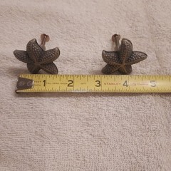Sea shell design cabinet door and drawer pulls, 11 pieces
