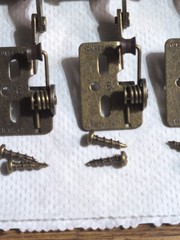 6 – NOS NEW Youngdale #6 Hinge Cabinet Door – ANTIQUE BRASS – ORIGINAL
